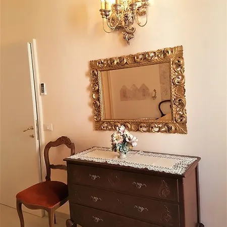 Daire Historical By Seaside Viareggio